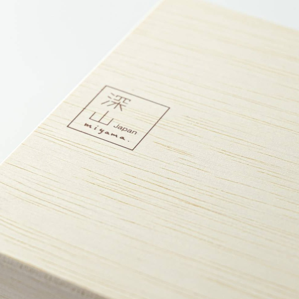 Miyama white porcelain sake set, comes with 1 sake pourer and 2 cups in a wooden gift box. Made in Gifu prefecture, Japan. Mino ware. Available at Toka Ceramics.