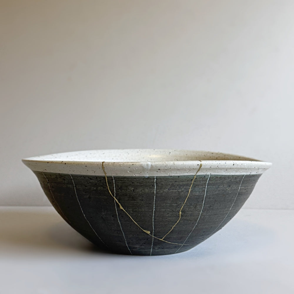 Kintsugi repaired Shigaraki ware. Deep bowl, authentic piece made in Japan. Available at Toka Ceramics.