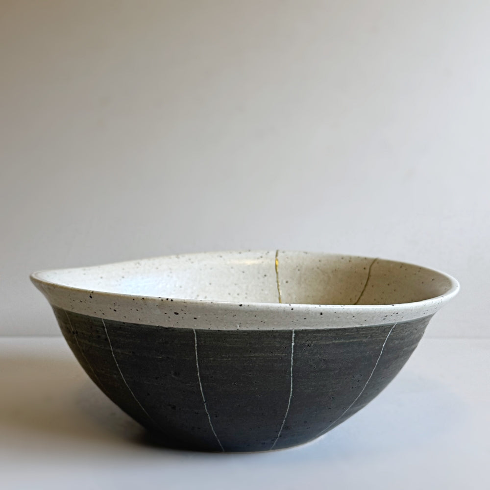 Kintsugi repaired Shigaraki ware. Deep bowl, authentic piece made in Japan. Available at Toka Ceramics.