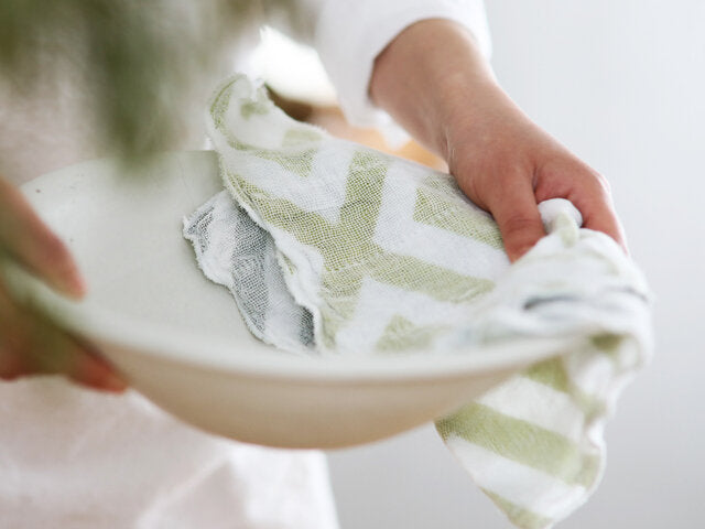 Japanese Dish Cloth by Hilari, Takeno Senkou. Available at Toka Ceramics.