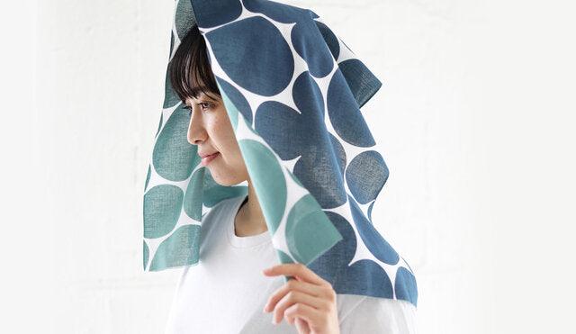 Hirali Japanese Tenugui, made from 100% cotton. Made in Sakai city, Osaka Japan. Available at Toka Ceramics.