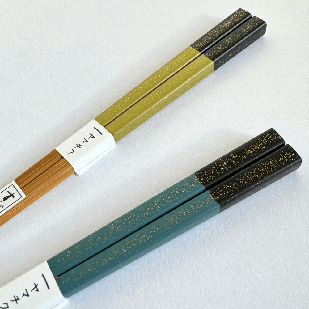 Yamachiku bamboo chopsticks Kinsha in blue. Handcrafted in Kumamoto, Japan. Available at  Toka Ceramics.