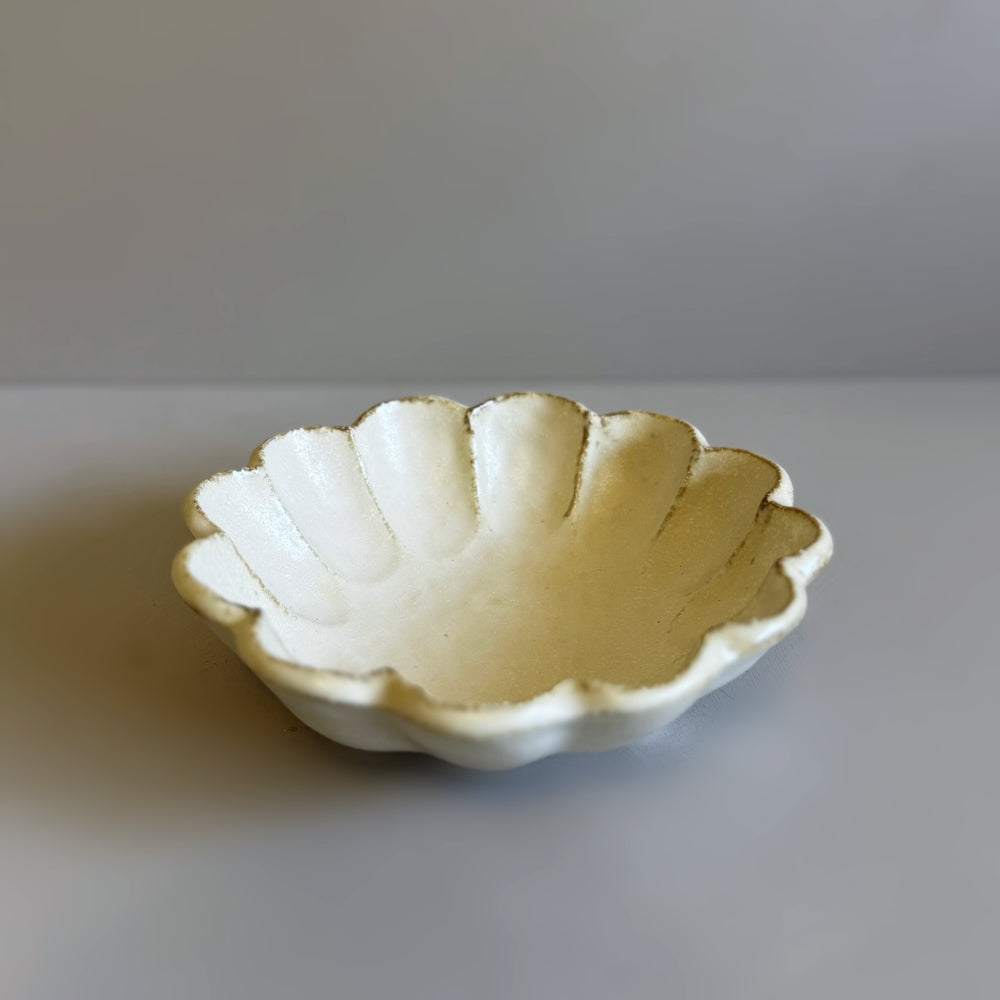 Kaneko Kohyo Rinka Small Bowl 10.5cm, available at Toka Ceramics.