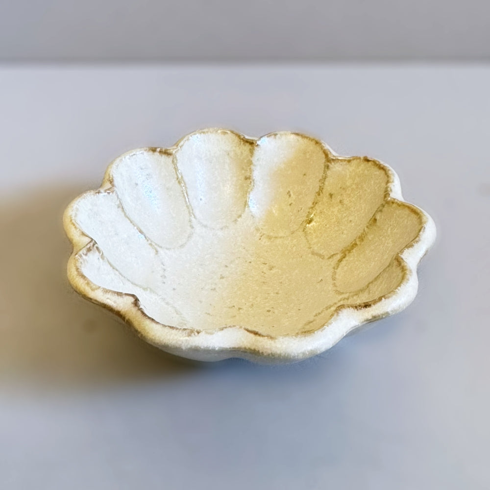 Rinka Mini Bowl 8.5cm. Mino Ware. Made in Japan. Available at Toka Ceramics.