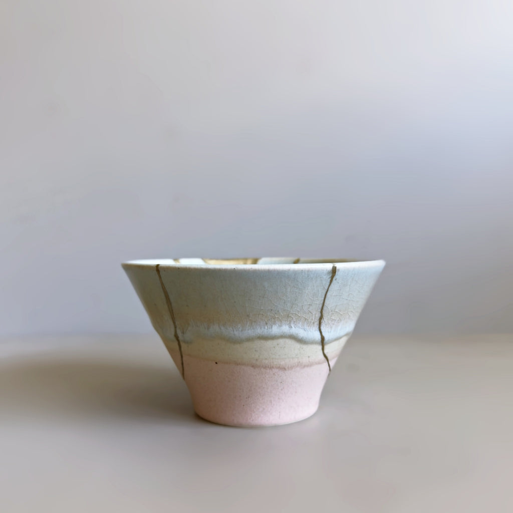 Yobitsugi - Soribachi Pastel Blue & Pink (M) no.2