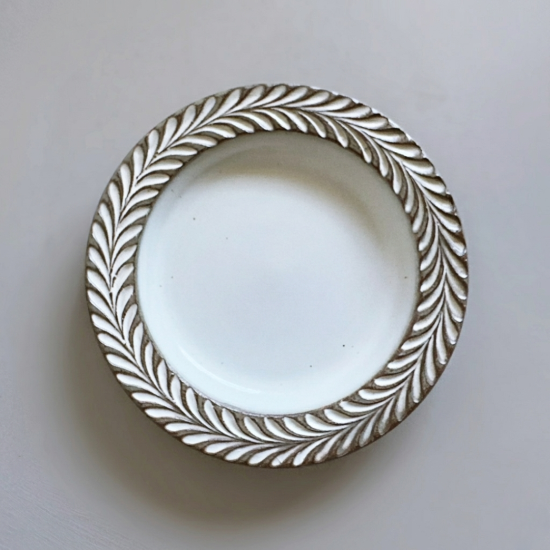 Laurel Large Plate - White