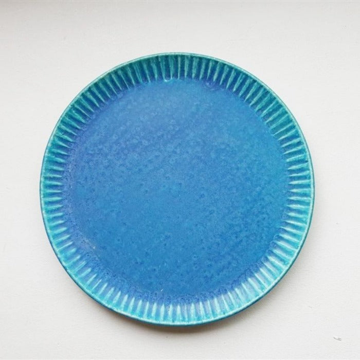 Shinogi Rim Large Plate 25cm by Maruju Seitou, available at Toka Ceramics