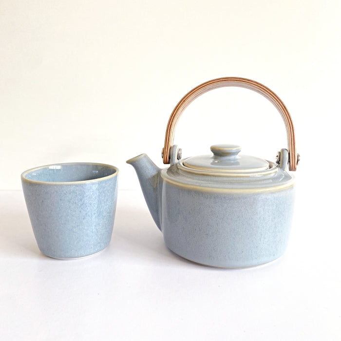 SYO Japanese tea pot with wooden handle-Ash. Mino Ware. Made in Japan. Available at Toka Ceramics.